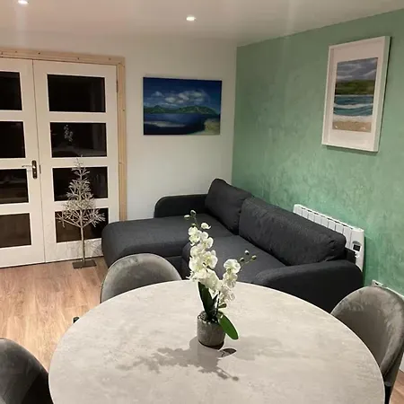 1-bed Cosy Country Retreat- Sleeps 5 Emerald Park *