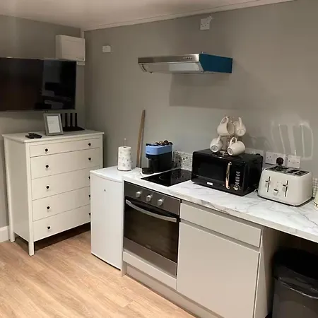 1-bed Cosy Country Retreat- Sleeps 5 Emerald Park Dunshaughlin